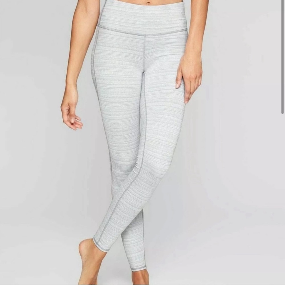 Athleta High Rise Jacquard Chaturanga 7/8 Tights Leggings